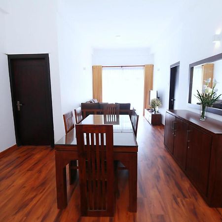 Appartamento Avenue Nuwara Eliya Esterno foto